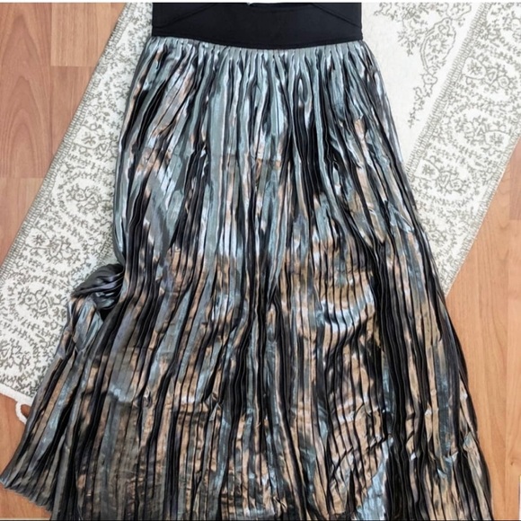 NWT Free People Piper Pleated
Midi Dress - Picture 4 of 5